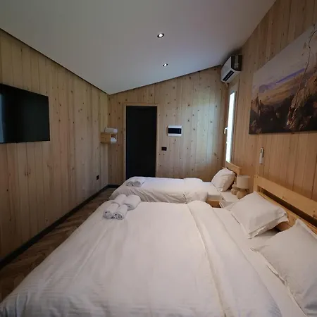 Agroturizem Ndryshe Hotel 4*