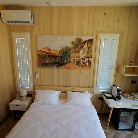 Hotel Agroturizem Ndryshe 4*